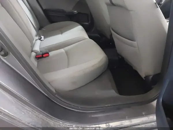 19XFC1F30JE003854 2018 HONDA CIVIC - Image 8