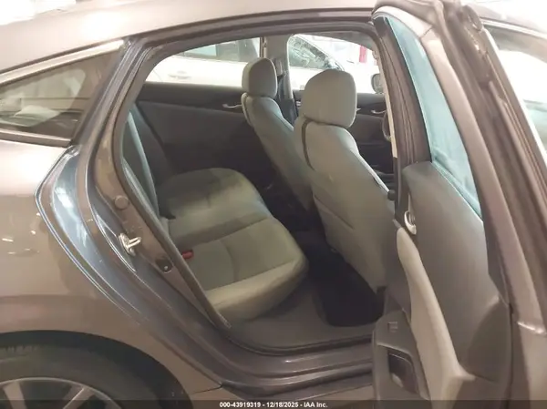 19XFC1F30KE013494 2019 HONDA CIVIC - Image 8