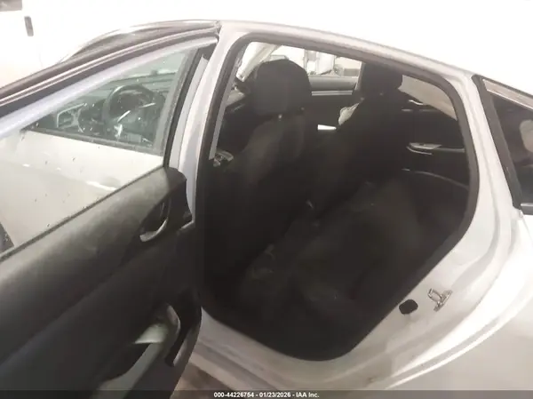 19XFC1F30KE018033 2019 HONDA CIVIC - Image 8