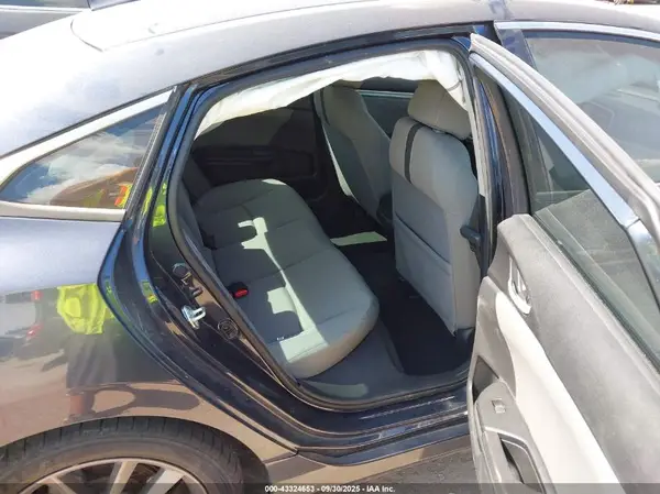 19XFC1F30ME013305 2021 HONDA CIVIC - Image 8