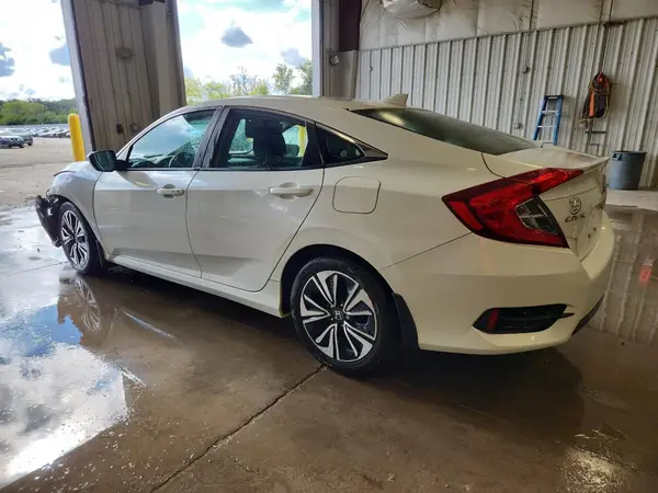 19XFC1F31GE010482 2016 HONDA CIVIC - Image 2