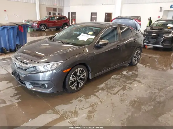 19XFC1F31GE013592 2016 HONDA CIVIC - Image 2