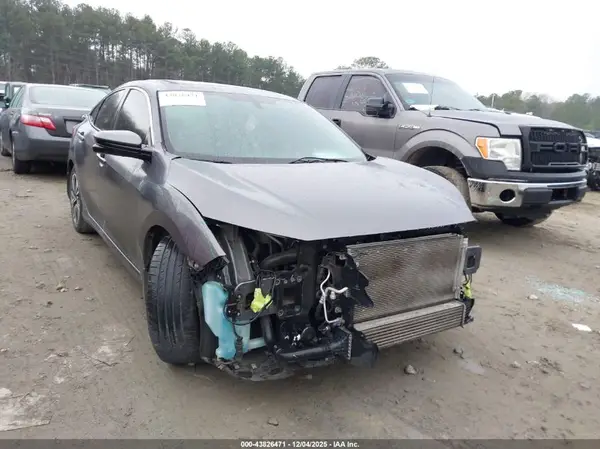 19XFC1F31GE031915 2016 HONDA CIVIC - Image 1