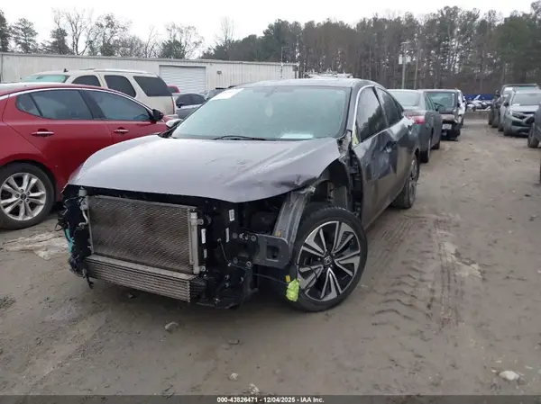 19XFC1F31GE031915 2016 HONDA CIVIC - Image 2