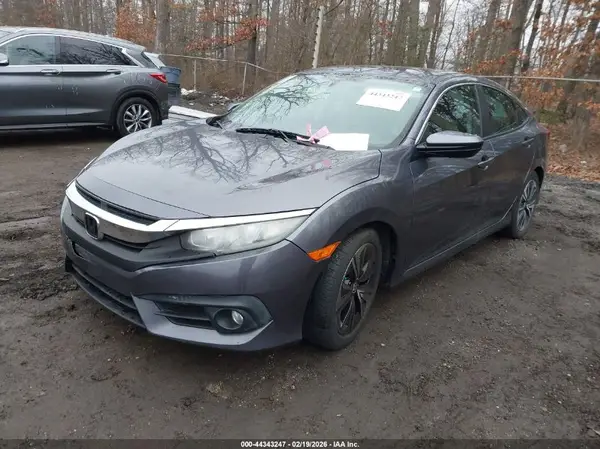 19XFC1F31GE035687 2016 HONDA CIVIC - Image 2