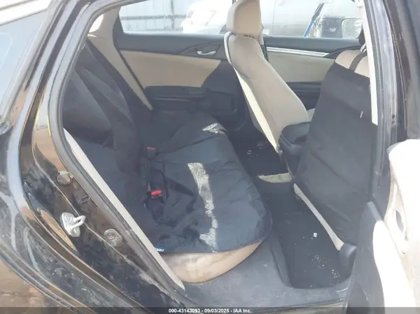 19XFC1F31GE202761 2016 HONDA CIVIC - Image 8