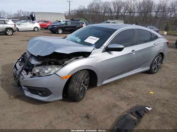 19XFC1F31GE209175 2016 HONDA CIVIC - Image 2