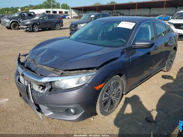 19XFC1F31HE014100 2017 HONDA CIVIC - Image 2
