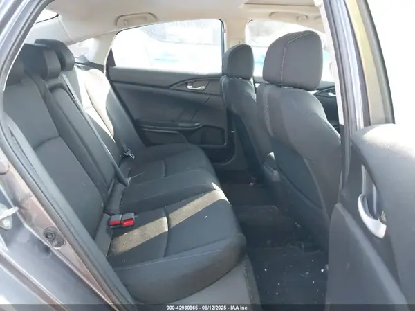 19XFC1F31HE014100 2017 HONDA CIVIC - Image 8