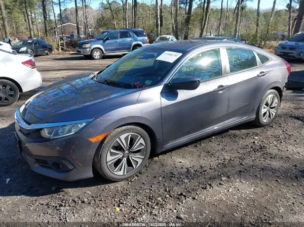 19XFC1F31HE021855 2017 HONDA CIVIC - Image 2