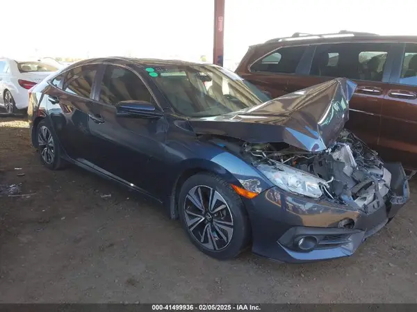 19XFC1F31HE025632 2017 HONDA CIVIC - Image 1