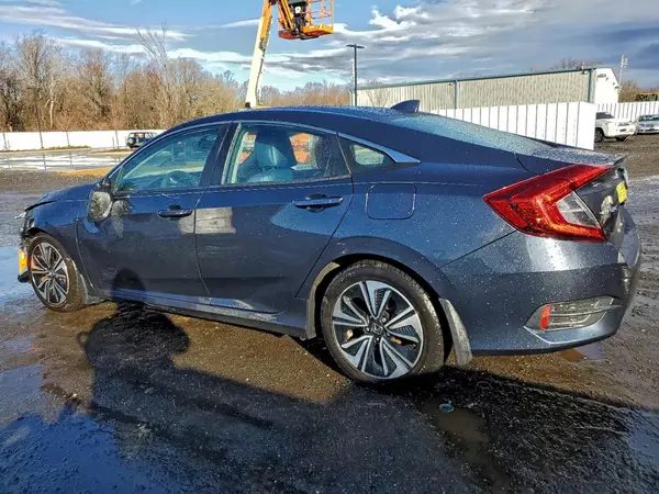 19XFC1F31HE200493 2017 HONDA CIVIC - Image 2