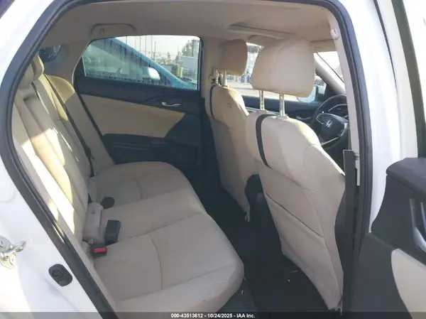19XFC1F31HE205063 2017 HONDA CIVIC - Image 8