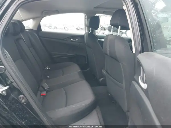 19XFC1F31HE211056 2017 HONDA CIVIC - Image 8