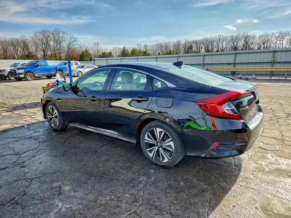 19XFC1F31JE003975 2018 HONDA CIVIC - Image 2