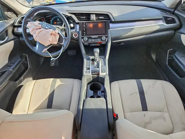 19XFC1F31JE003975 2018 HONDA CIVIC - Image 8