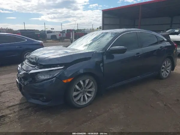 19XFC1F31JE200502 2018 HONDA CIVIC - Image 2