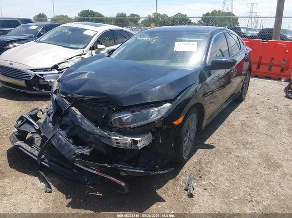 19XFC1F31KE017876 2019 HONDA CIVIC - Image 2