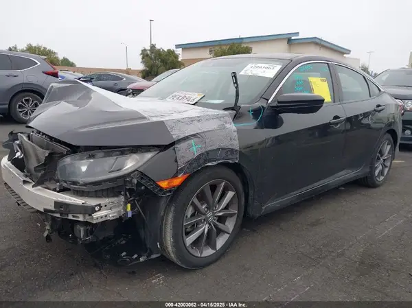 19XFC1F31KE216118 2019 HONDA CIVIC - Image 2