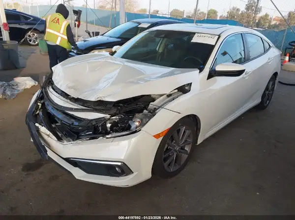 19XFC1F31LE215147 2020 HONDA CIVIC - Image 2