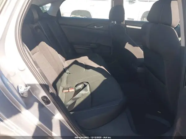19XFC1F31ME210273 2021 HONDA CIVIC - Image 8