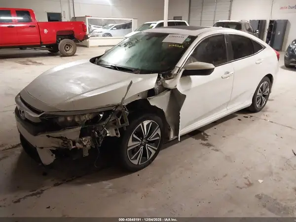 19XFC1F32GE004528 2016 HONDA CIVIC - Image 2