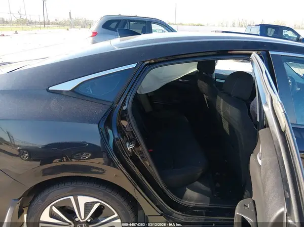 19XFC1F32GE010426 2016 HONDA CIVIC - Image 8