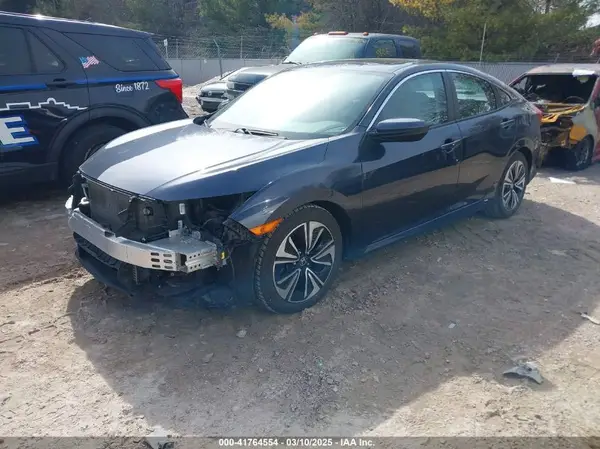19XFC1F32GE017702 2016 HONDA CIVIC - Image 2