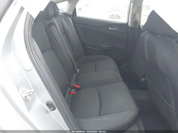 19XFC1F32GE018963 2016 HONDA CIVIC - Image 8