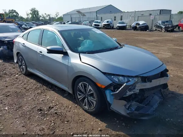 19XFC1F32GE027582 2016 HONDA CIVIC - Image 1