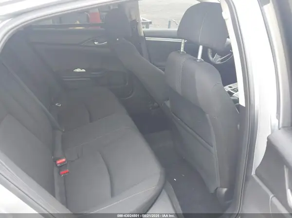 19XFC1F32GE027663 2016 HONDA CIVIC - Image 8