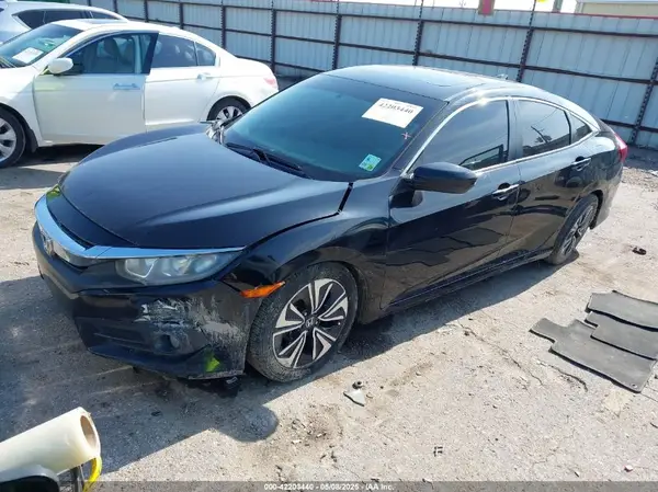 19XFC1F32GE037402 2016 HONDA CIVIC - Image 2