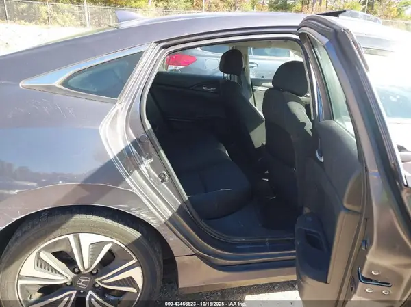19XFC1F32GE220542 2016 HONDA CIVIC - Image 8