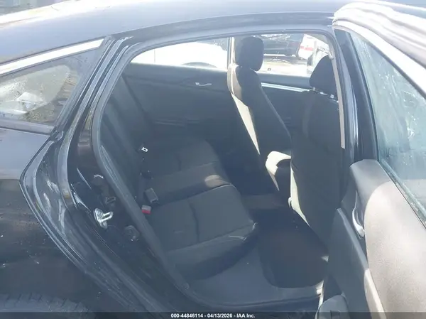 19XFC1F32GE222372 2016 HONDA CIVIC - Image 8