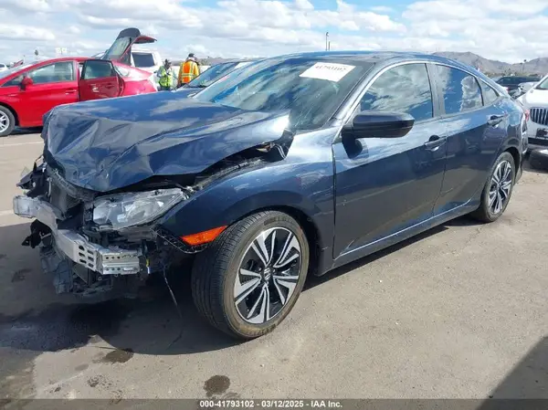 19XFC1F32HE010587 2017 HONDA CIVIC - Image 2