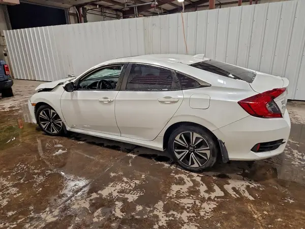 19XFC1F32HE010654 2017 HONDA CIVIC - Image 2