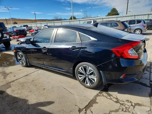 19XFC1F32HE018852 2017 HONDA CIVIC - Image 2