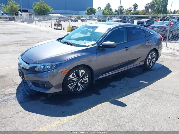 19XFC1F32HE022545 2017 HONDA CIVIC - Image 2