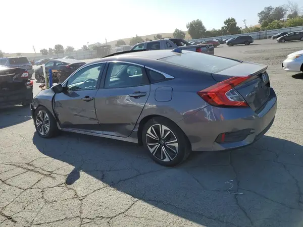 19XFC1F32HE208716 2017 HONDA CIVIC - Image 2