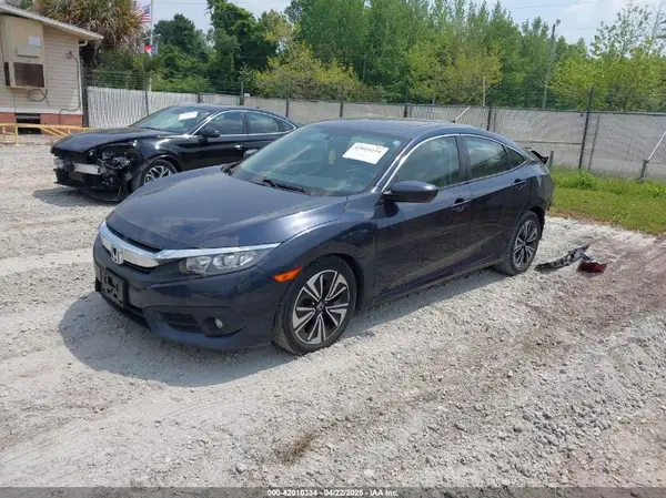 19XFC1F32HE208943 2017 HONDA CIVIC - Image 2