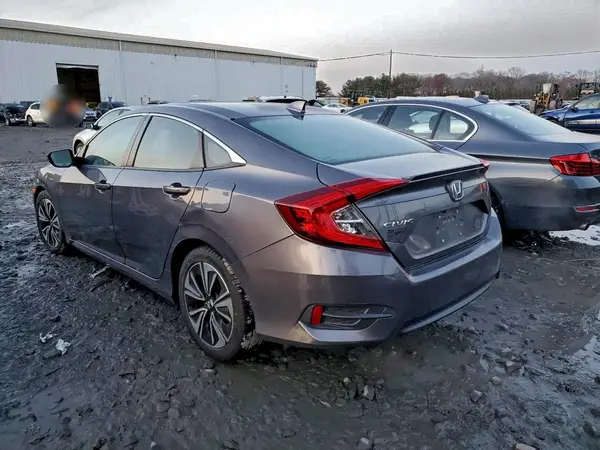 19XFC1F32HE209509 2017 HONDA CIVIC - Image 2