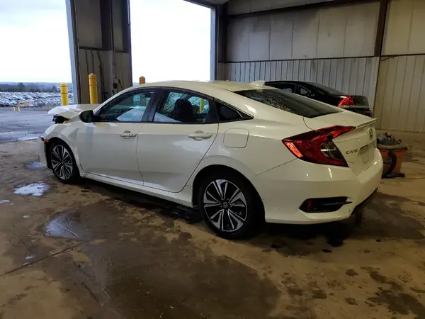 19XFC1F32HE211650 2017 HONDA CIVIC - Image 2