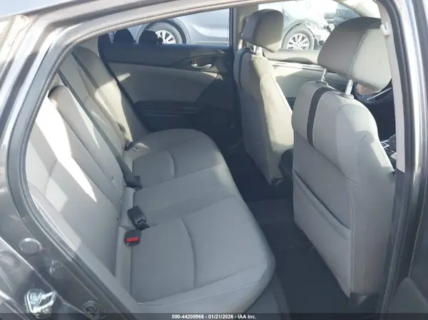 19XFC1F32HE214192 2017 HONDA CIVIC - Image 8