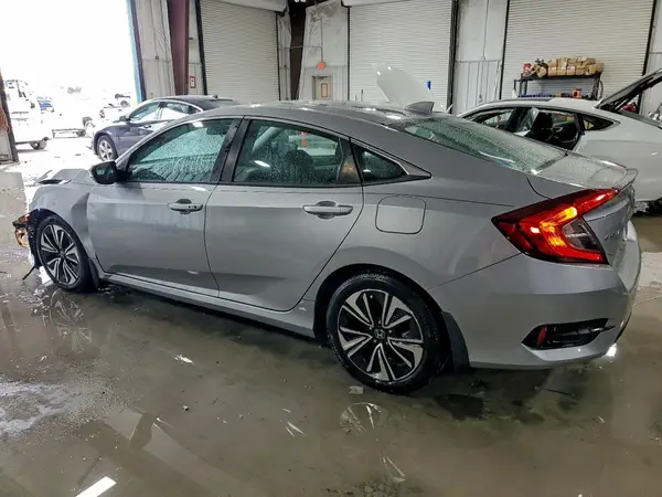19XFC1F32JE002138 2018 HONDA CIVIC - Image 2