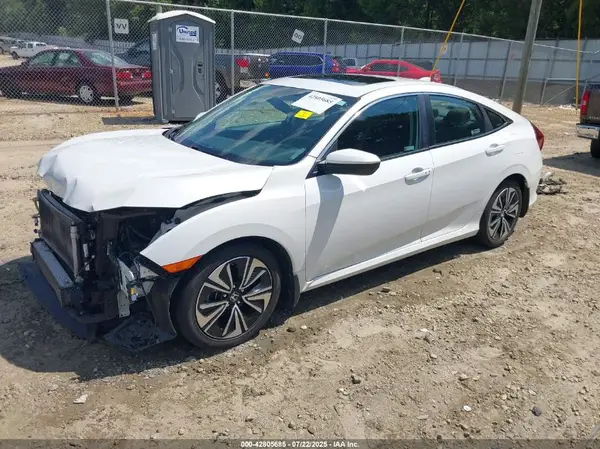 19XFC1F32JE004195 2018 HONDA CIVIC - Image 2