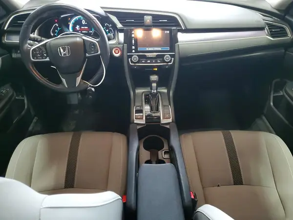 19XFC1F32JE200475 2018 HONDA CIVIC - Image 8