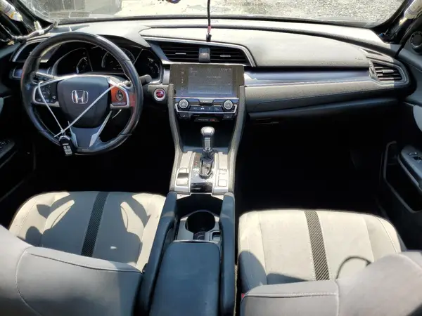 19XFC1F32JE201142 2018 HONDA CIVIC - Image 8