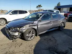 19XFC1F32KE000519 2019 HONDA CIVIC