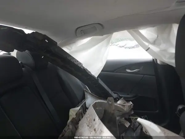 19XFC1F32KE002187 2019 HONDA CIVIC - Image 8