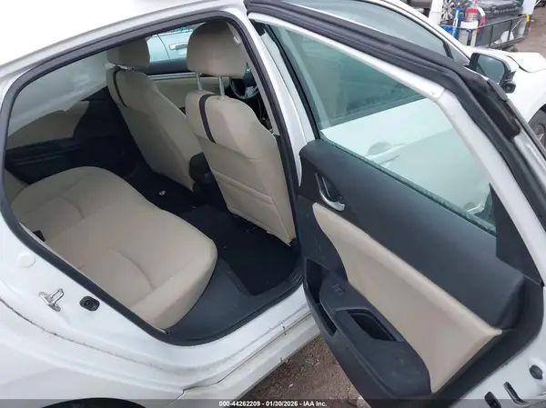 19XFC1F32KE013433 2019 HONDA CIVIC - Image 8